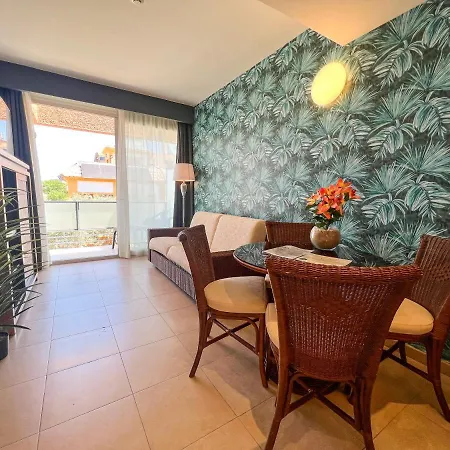 Apartment On Family Islantilla