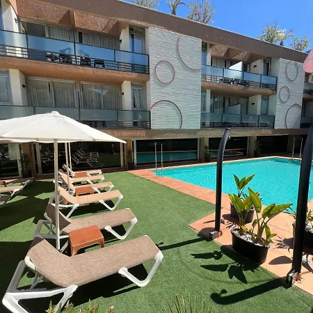 On Family * Islantilla